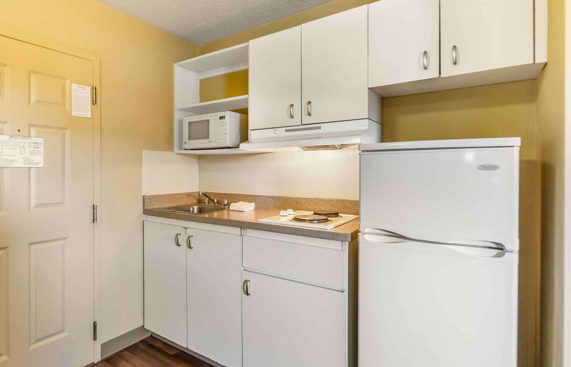 Extended Stay America Select Suites - Chesapeake - Churchland Blvd Exterior foto