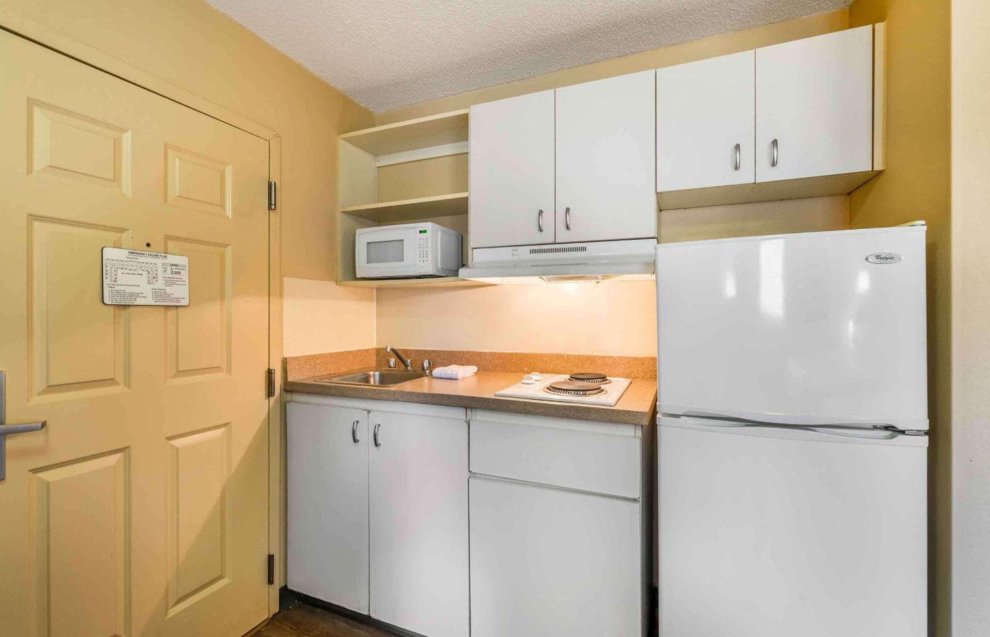 Extended Stay America Select Suites - Chesapeake - Churchland Blvd Exterior foto